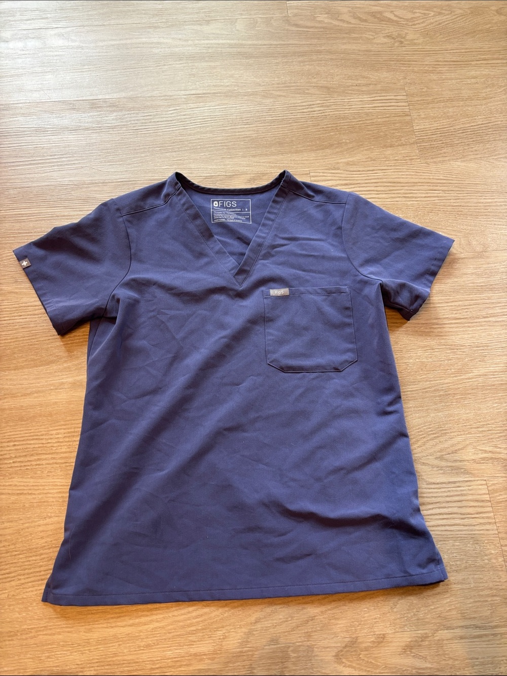 Figs Women’s S Catarina Scrub Top Technical Collection Wayfarer Purple PO 6353